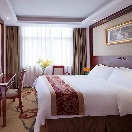 Vienna Hotel Shenzhen Guanlan Tangren Street Экстерьер фото
