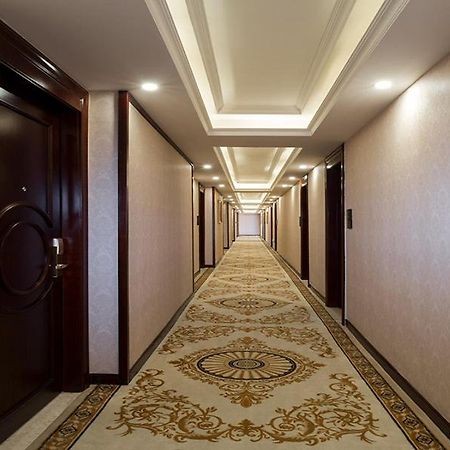 Vienna Hotel Shenzhen Guanlan Tangren Street Экстерьер фото